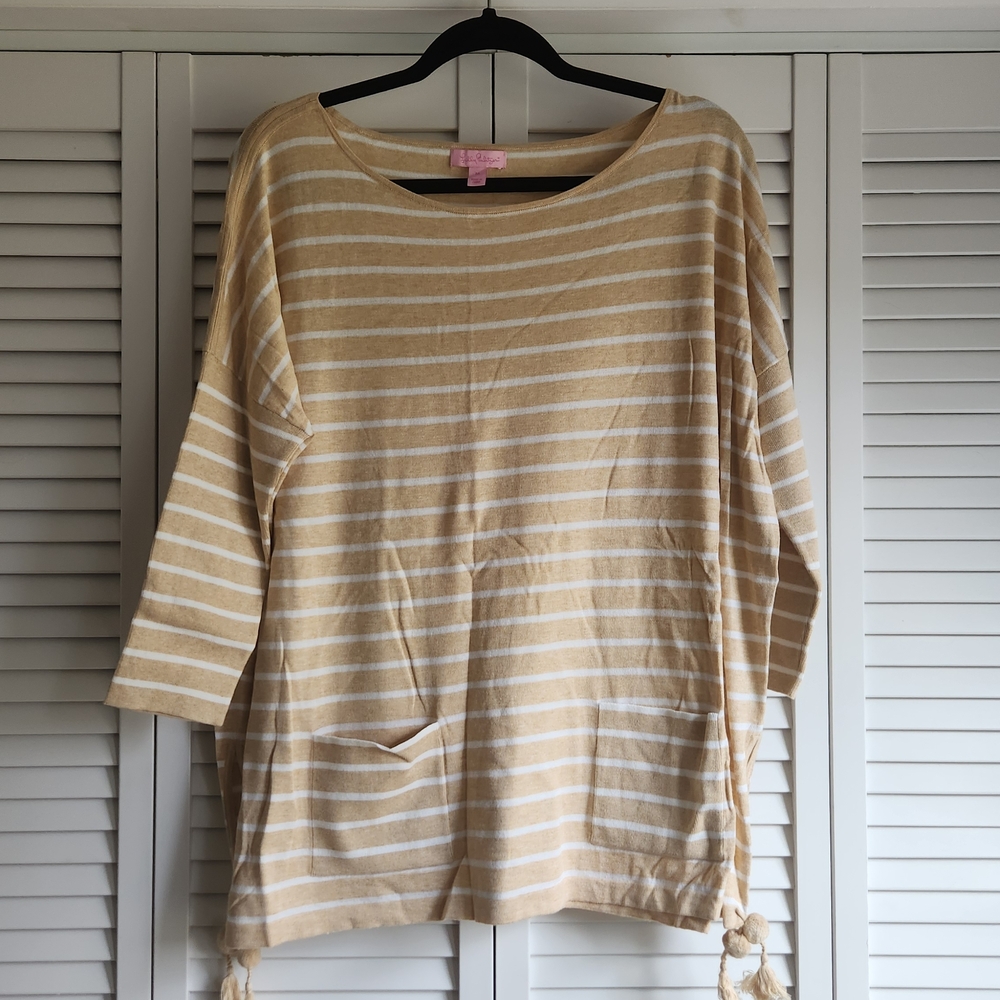 ☀️Lilly Pulitzer Beige and White Striped knit Blouse